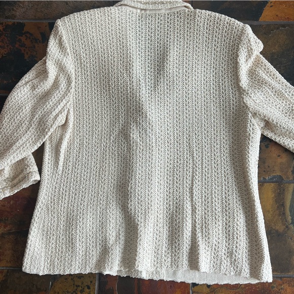 St. John by Marie Gray jacket - Picture 10 of 16